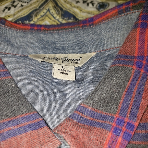 Long sleeve button up - Picture 2 of 2